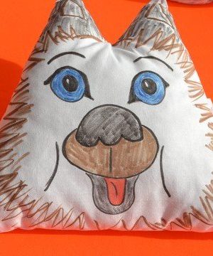 PES, dodáván bílý, určený k malování fixy na textil