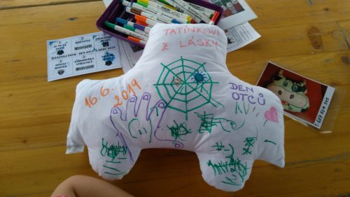 AUTO, dodáváno bílé, určené k malování fixy na textil - Image 5