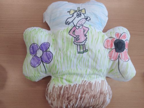 ČTYŘLÍSTEK, dodáván bílý, určený k malování fixy na textil - Image 5